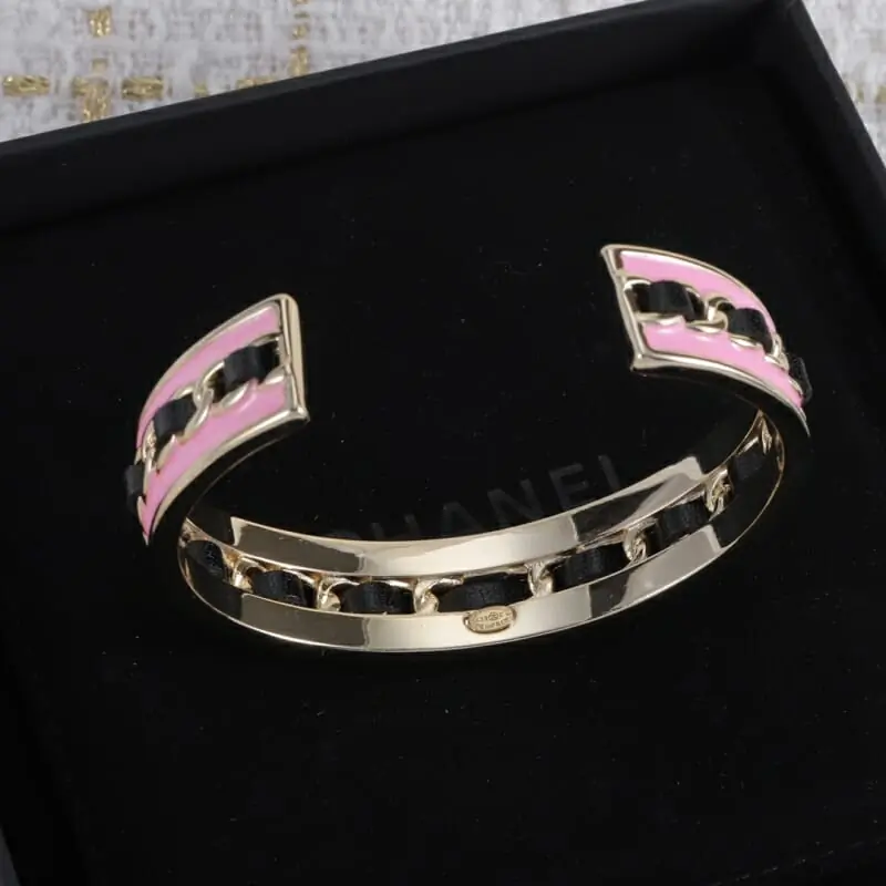 chanel bracelets s_122a4a61